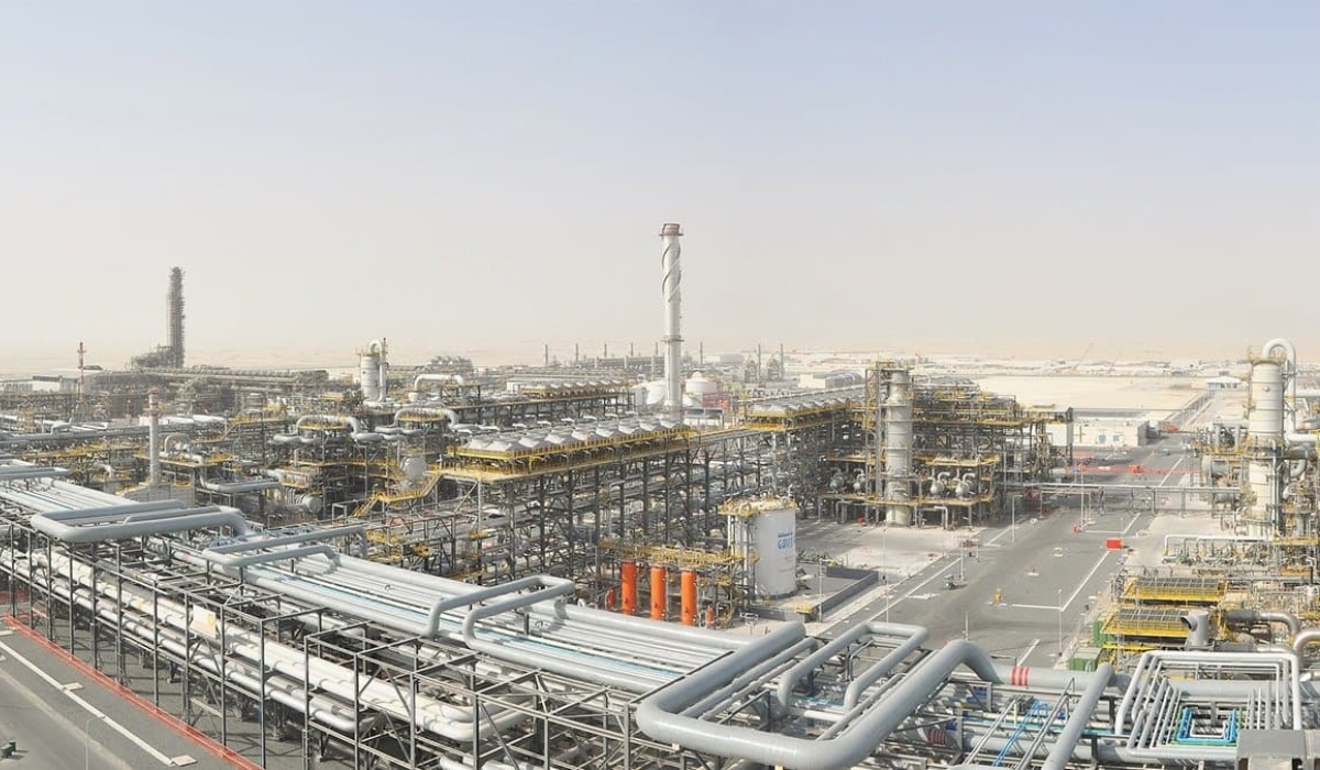 Fire Erupts at Habshan Gas Facility in Abu Dhabi After Missile Debris Impact